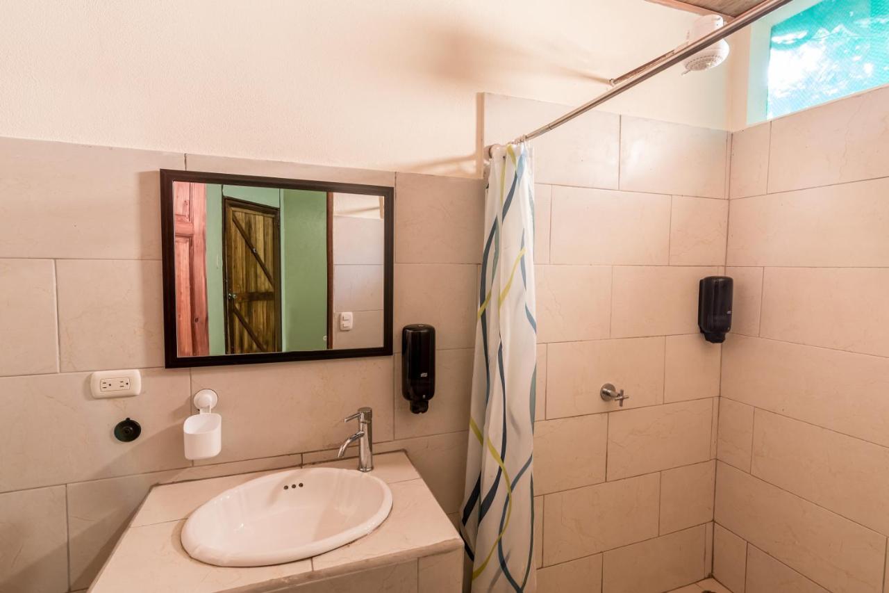 Sea Tower Hotel Puerto Viejo de Talamanca Zewnętrze zdjęcie