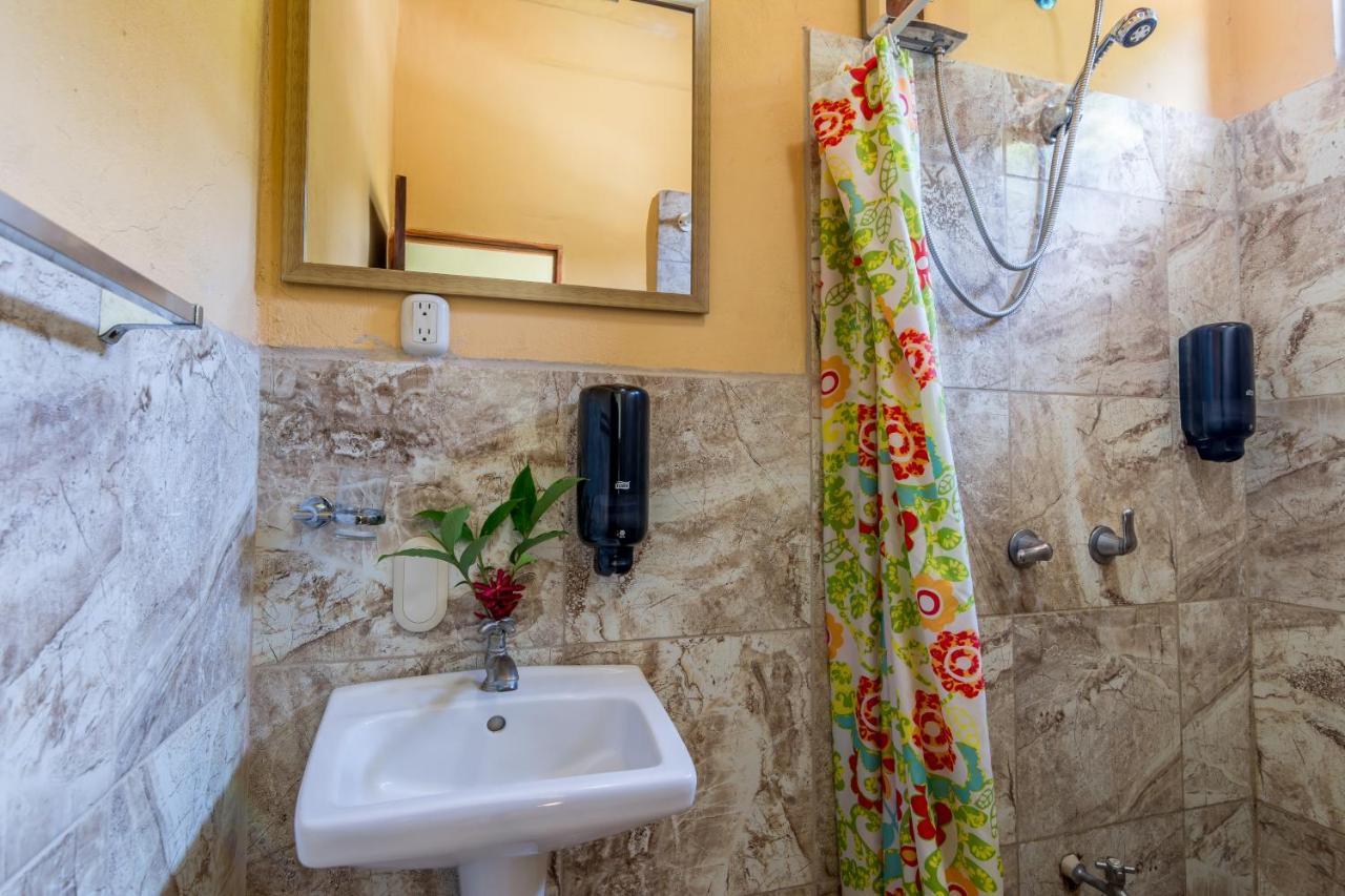 Sea Tower Hotel Puerto Viejo de Talamanca Zewnętrze zdjęcie